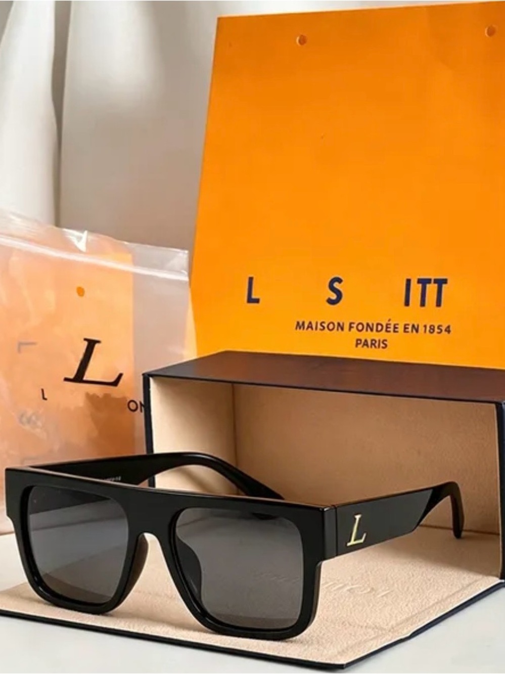 Black sunglasses